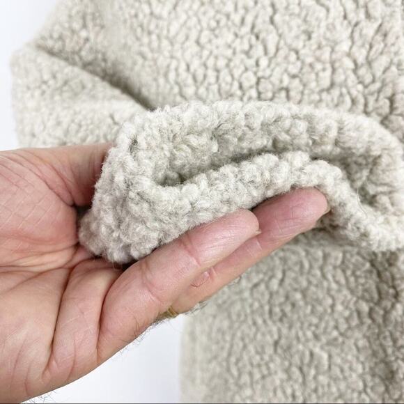 Zara Fleece Sheep Faux Fur Cropped Coat Size XS - Picture 7 of 13